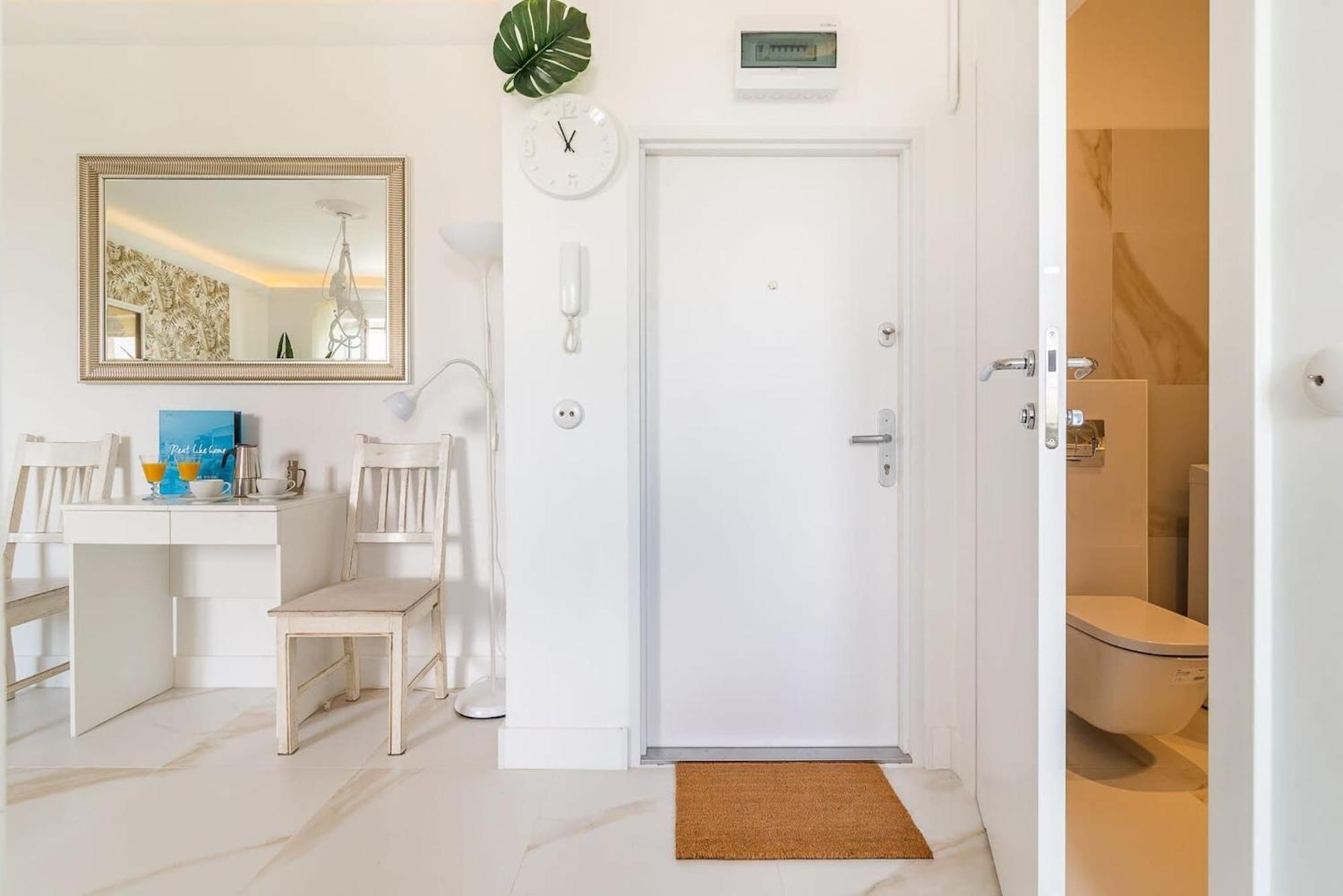 Plac Inwalidow 10 - Aesthetic Apartment By Noclegi Renters Warsawa Bagian luar foto