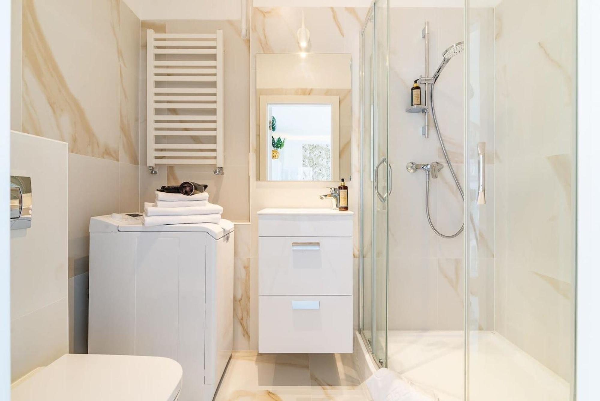 Plac Inwalidow 10 - Aesthetic Apartment By Noclegi Renters Warsawa Bagian luar foto